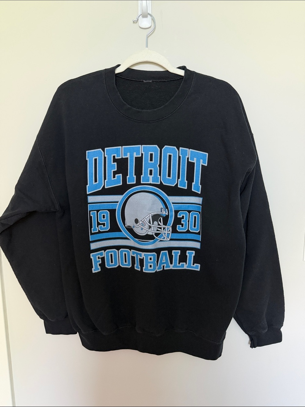 Black Detroit Football Graphic Crewneck Sweatshirt -Large